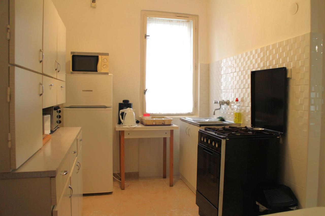 Evelin Nyaralohaz Villa Siofok Exterior photo